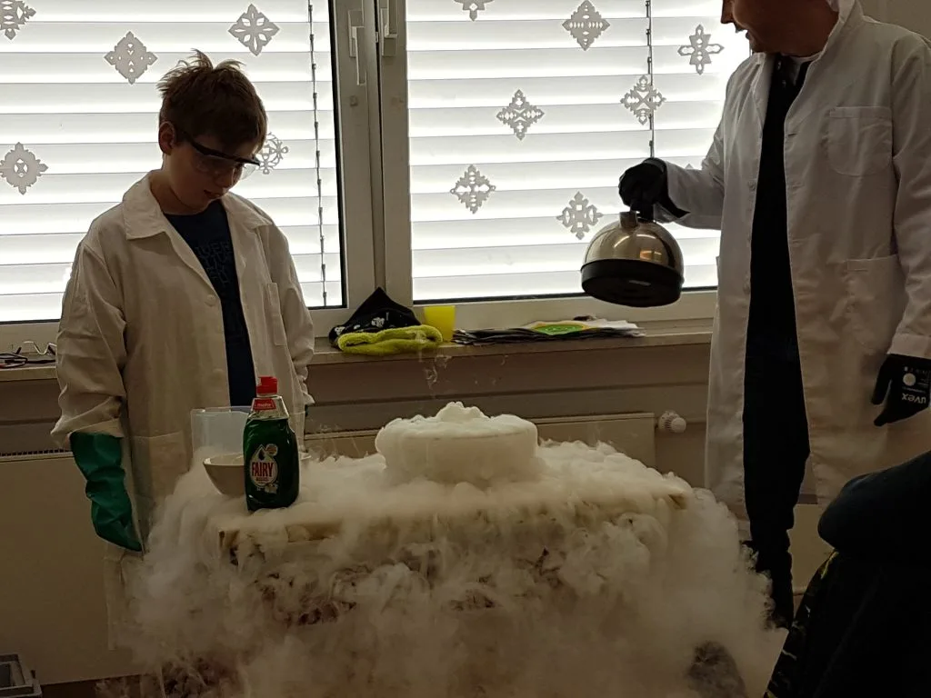 Experiment Nebel Trockeneis