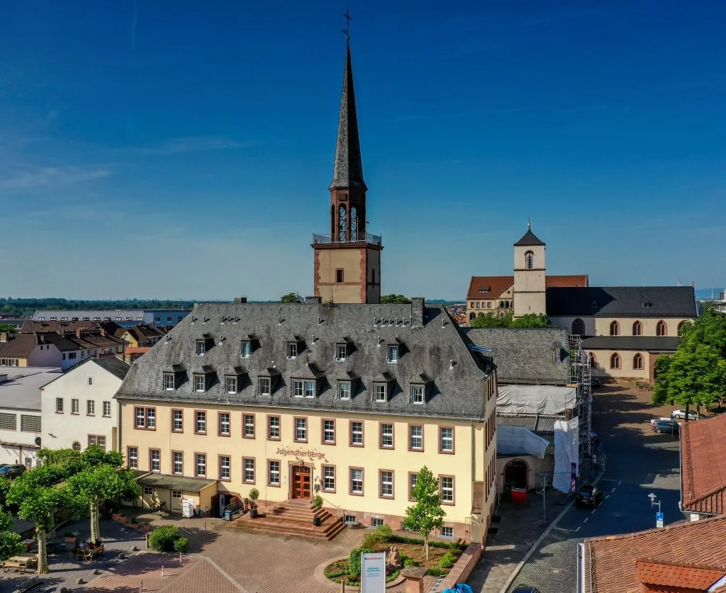 Titelbild Worms Zuschnitt