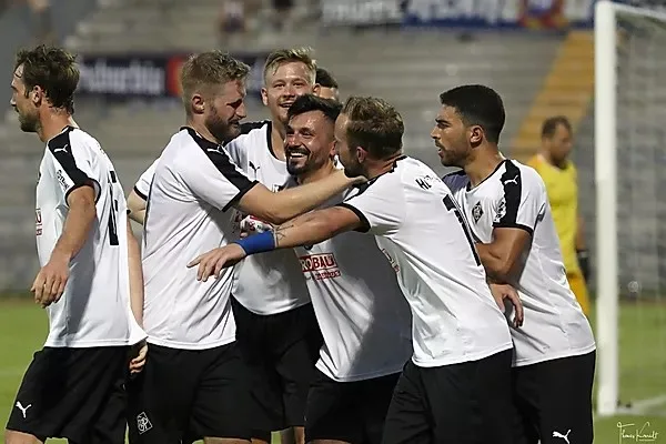 Titelbild FC Arminia