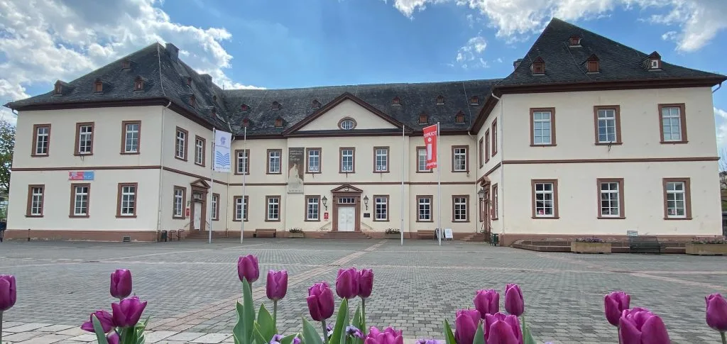 Neues Schloss Simmern jpg